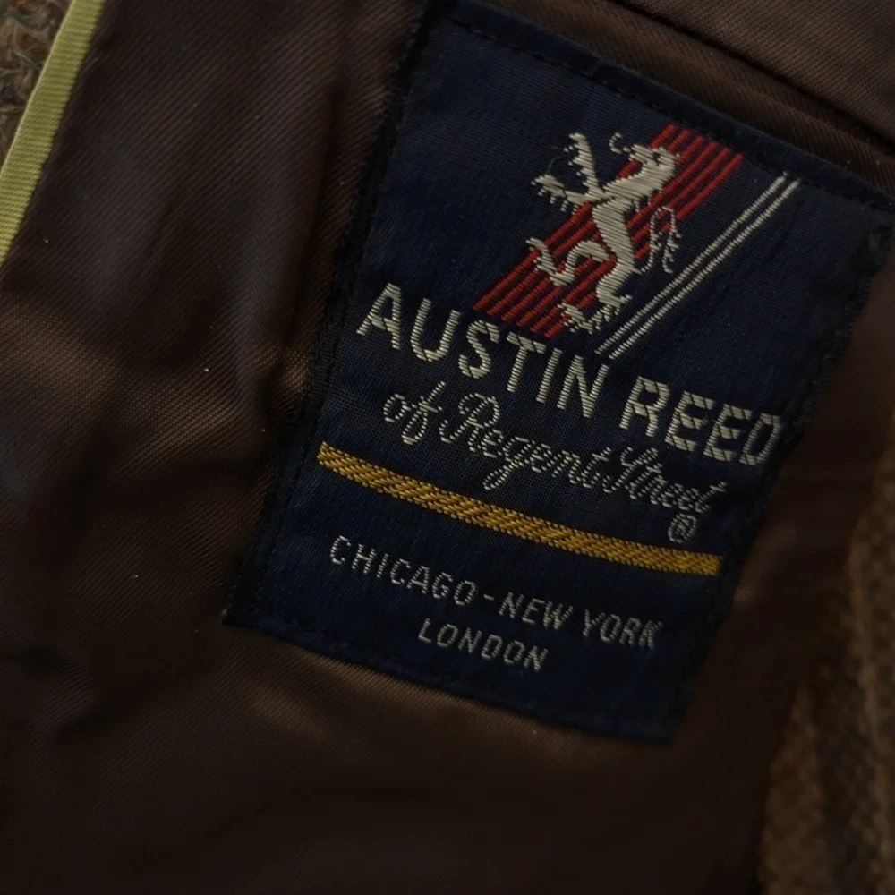 Austin Reed of Regent Street blazer brown virgin wool elbow pads tweed